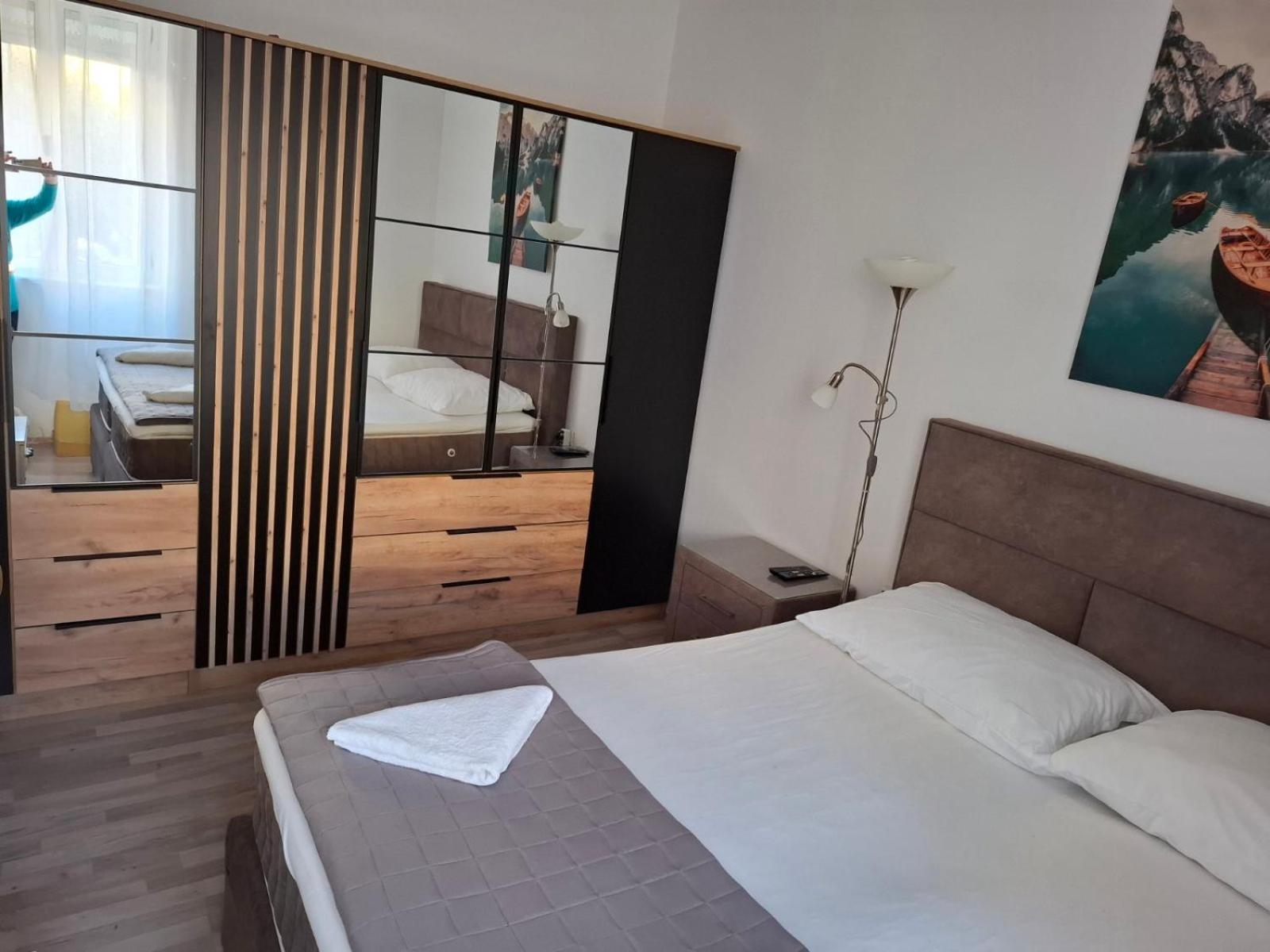 Apartment Taja Zara Esterno foto